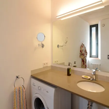Holiday home With Two And Balcony *